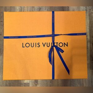 Large Louis Vuitton box